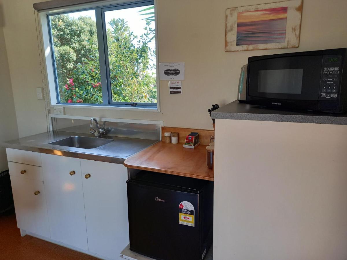Raglan West Accommodation Units מראה חיצוני תמונה